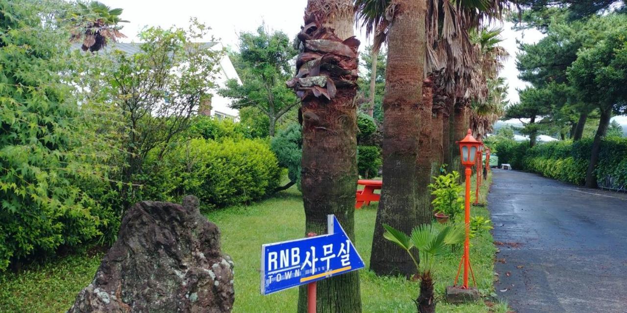 סאוגוויפו Rnb Town Pension מראה חיצוני תמונה